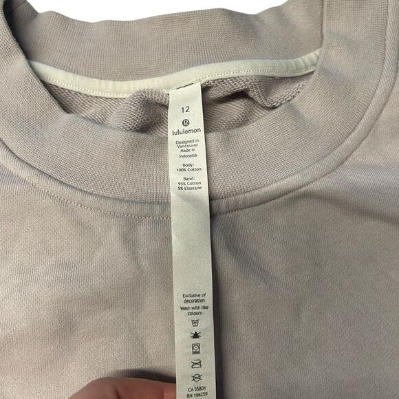 Lululemon Women’s 12 Crewneck Sweatshirt Natural Beige Oversized Cotton Crop - Picture 3 of 8